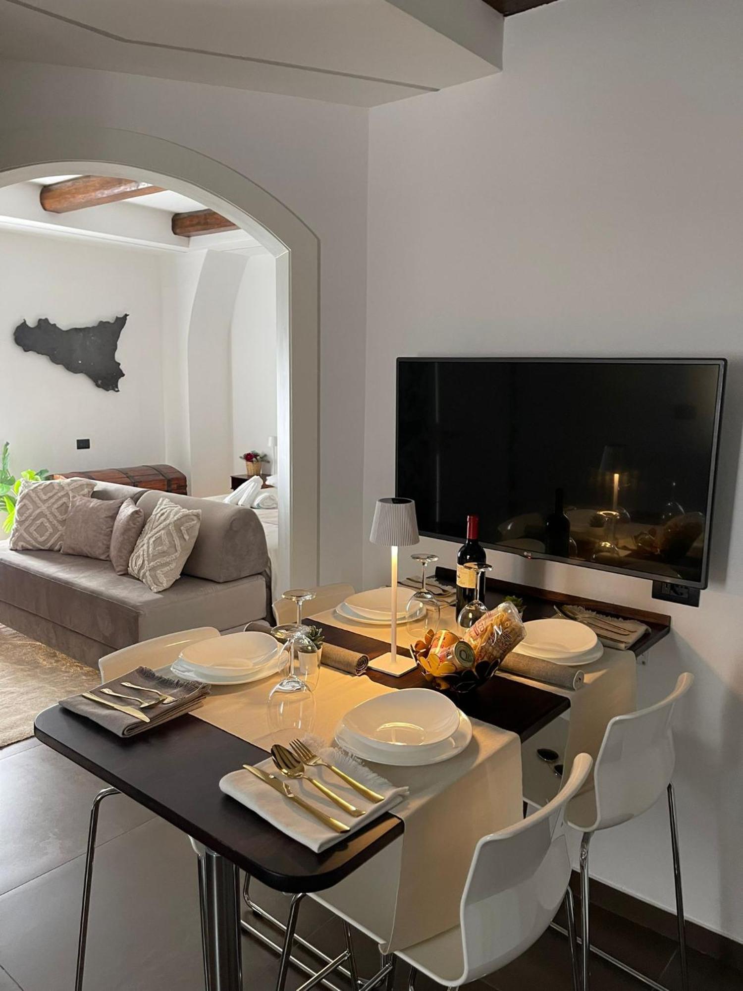 Liborio Homes Catania Bagian luar foto