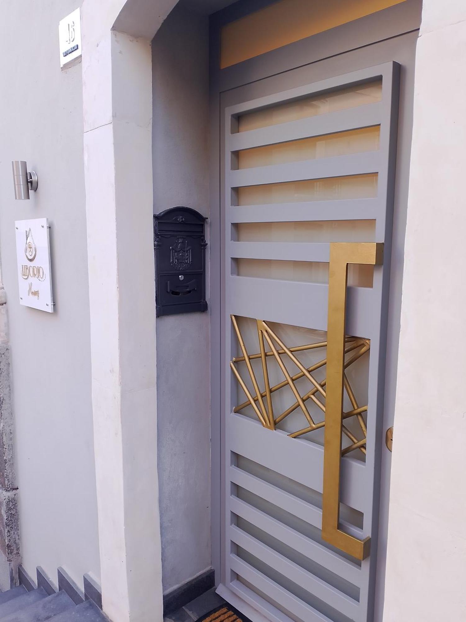 Liborio Homes Catania Bagian luar foto